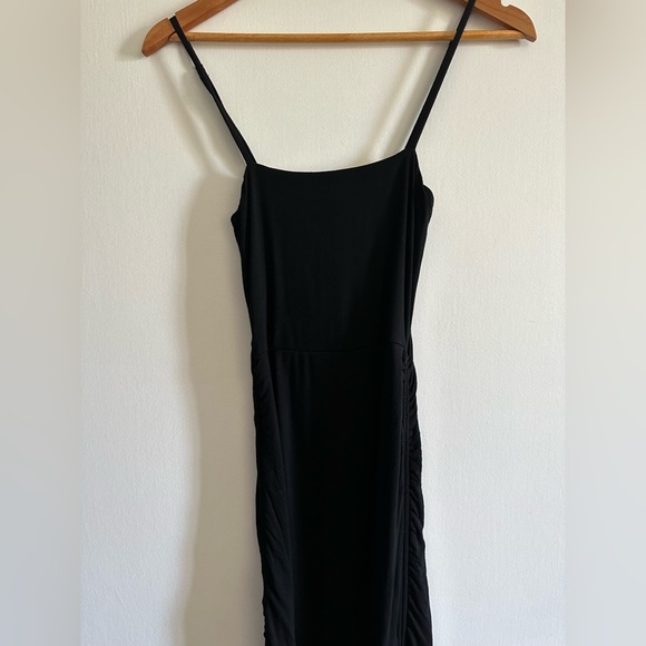 Revolve Lovers + Friends Black Ruched Bodycon Tie Side Dress Size XS EUC - Picture 4 of 10